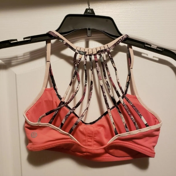Lululemon Free To Be Strappy Sports Bra Size 6 - Picture 3 of 3